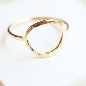 10k gold karma ring hammered circle 16g wire 1.3 - 1.4mm thick shiny hammered solid recycled gold