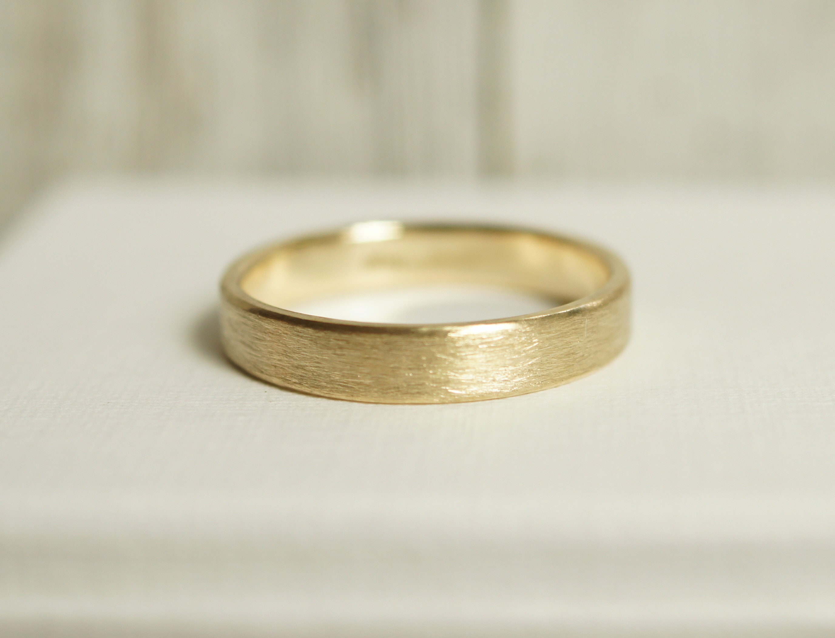 Jewelry Adviser Rings 10KW 4mm LTW Comfort Fit Band Size 9 Jewelry Adviser Rings 10KW 4mm LTW Comfort Fit Band Size 9
