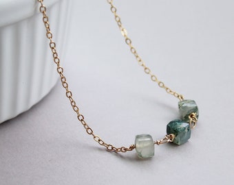 Moss Agate Necklace, delicate agate necklace gold filled, Dainty Green Agate necklace, Green Agate Pendant Necklace