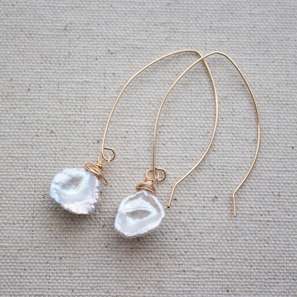Coin Pearl Earrings, Keishi Pearl Earrings, Minimal Pearl Earrings, Modern Freshwater Pearl Earrings Drops, Gold Bridal Pearl Earrings
