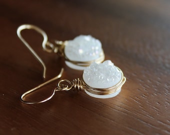 White Druzy earrings, Small Drop Earrings, Gold earrings white stone, raw stone earrings, circle white earrings, druzy gold earrings