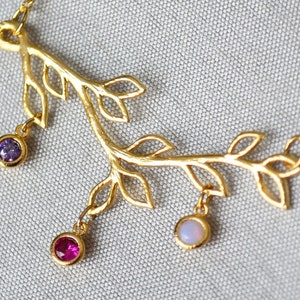 Gold Birthstone Bracelet, Family Tree Bracelet, Branch Bracelet, Grandmother Bracelet, Mom Birthstone Bracelet, Mom Gift, Grandma Gift