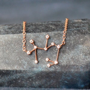 Collar de la constelación de Sagitario, joyería del zodiaco Sagitario, collar astrológico, collar celestial, regalo para ella - En caja de regalo