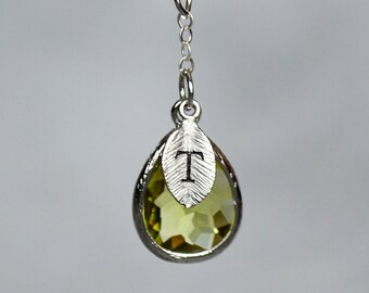 august birthstone necklace for mom