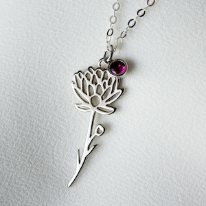 July Birth Flower Necklace, Water Lily Birth Flower Necklace, Birthstone Stone Necklace, Mom Gift, Personalized Necklace, Bridesmaid Gift