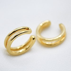 Double Hoop Ear Cuff, Modern Ear Cuff, Minimalist Ear Cuff,  Gold Ear Cuff, No Piercing Earrings, Everyday Earrings, Friend Gift