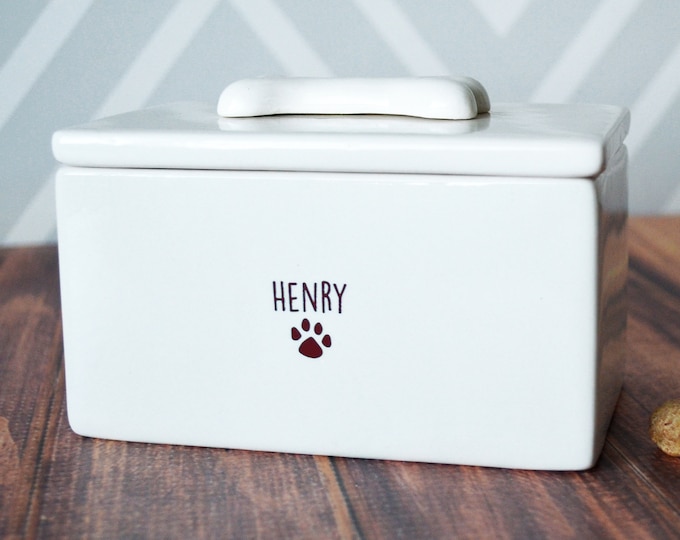 Dog Treat Jar, Dog Treat Container, Personalized Dog Jar, Pet Gift, Dog Gift, Puppy Gift, Dog Lover Gift  - Rectangular Dog Treat Box