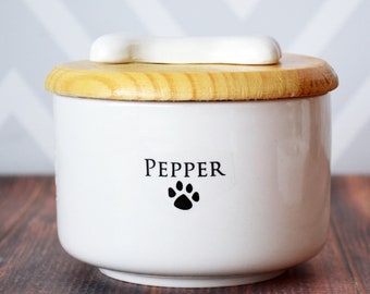 Pet Urn, Personalized Dog or Cat Memorial, Air-Tight Lid