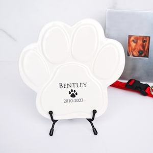 Dog Memorial Gift, Pet Sympathy Gift, Loss of Pet Gift, Paw Print Plaque or Garden Tile