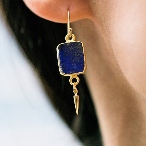 Boucles d'oreilles en lapis lazuli, boucles d'oreilles avec pierre de naissance de septembre, cadeau pour elle, parure de bijoux en lapis lazuli, bijoux faits main, boucles d'oreilles tranches de pierres précieuses