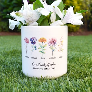 Vase/Flower Pot, Garden of Love, Personalized Planter, Our Family Garden Planter, Grandma Gift, Mom Gift, Birth Flower Vase, Gift for Her