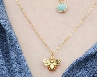 Gold Biene Halskette, Zierliche überlagerte Schmuck, Insekt Charm Anhänger