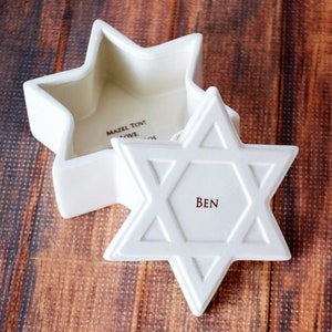 This lovely personalized Star of David keepsake box would be a perfect Bar Mitzvah or Bat Mitzvah gift.