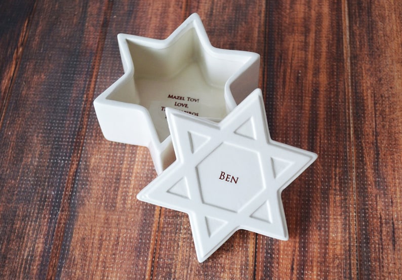 This lovely personalized Star of David keepsake box would be a perfect Bar Mitzvah or Bat Mitzvah gift.