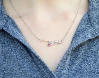 Nouvelle maman, collier oiseau sur une branche, pierre de naissance, cadeau pour femme