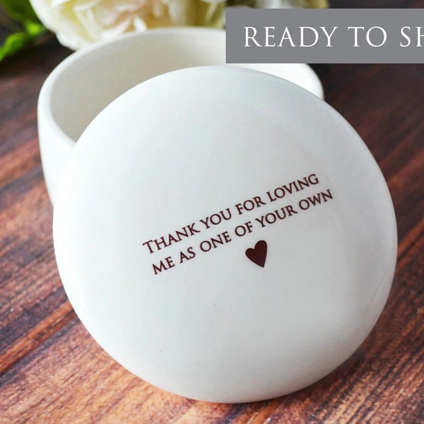 Stepmom Wedding Gift, Stepmother Wedding Gift, Stepmother Birthday Gift - READY TO SHIP - Round Keepsake Box- Thank you for loving me ...