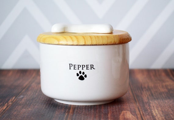 Pet hotsell urns etsy