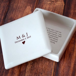 Geschenk für die Brautmutter vom Bräutigam - Personalisiertes Geschenk für die Brautmutter - Quadratische Erinnerungsbox