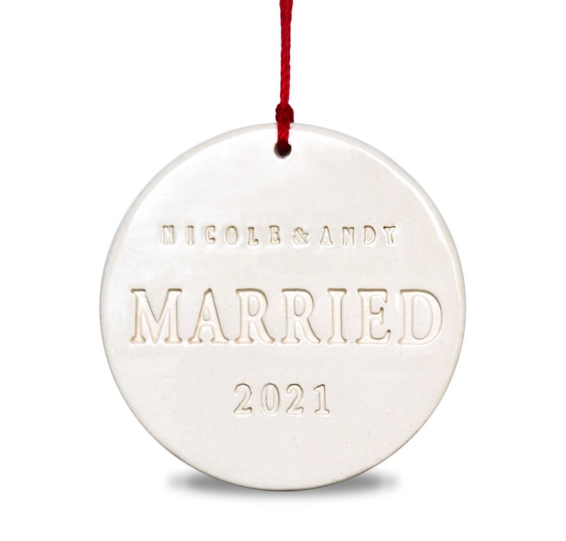 Married Ornament - Wedding Gift, Bridal Shower Gift or Christmas Gift - Custom Ornament with Names and Date