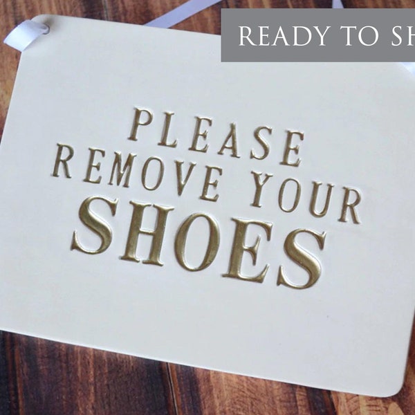 Please Remove Your Shoes Sign, No Shoes Sign, Handmade Ceramic Sign, Available in Different Colors - READY TO SHIP