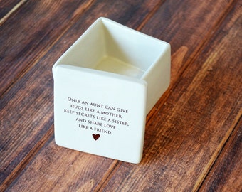 Aunt Gift, Aunt Wedding Gift, Aunt Holiday Gift - Personalized Deep Square Keepsake Box - Only an aunt can give hugs like a mother.....