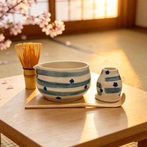 Blue Daisy Matcha Bowl Set, Hand Painted Ceramic Tea Bowl, Cute Floral Design, Personalized Gift for Matcha Lovers