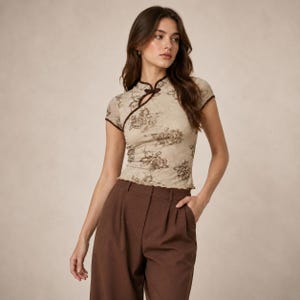 Blommig, mandarinfärgad crop top, vintageinspirerad blus, nyckelhålsringning med kort ärm bild 9