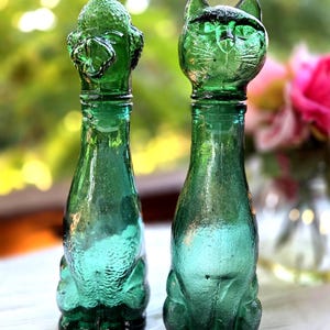 Green Glass Cat Decanter - Etsy