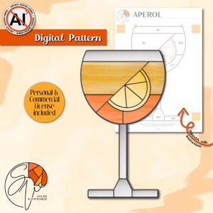 Könnte beinhalten: Ein digitales Schnittmuster für ein Buntglas-Cocktailglas mit einem orange-gelben Farbverlauf und einem Zitrusfrucht-Design. Das Dokument enthält den Text Aperol, Digital Pattern, Personal & Commercial License included und Printable with instructions.