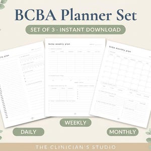 Pode incluir: Um conjunto de planejadores BCBA composto por três páginas imprimíveis intituladas BCBA Daily Plan, BCBA Weekly Plan e BCBA Monthly Plan. Os documentos apresentam um layout branco limpo com texto preto, horários, listas de tarefas e metas.
