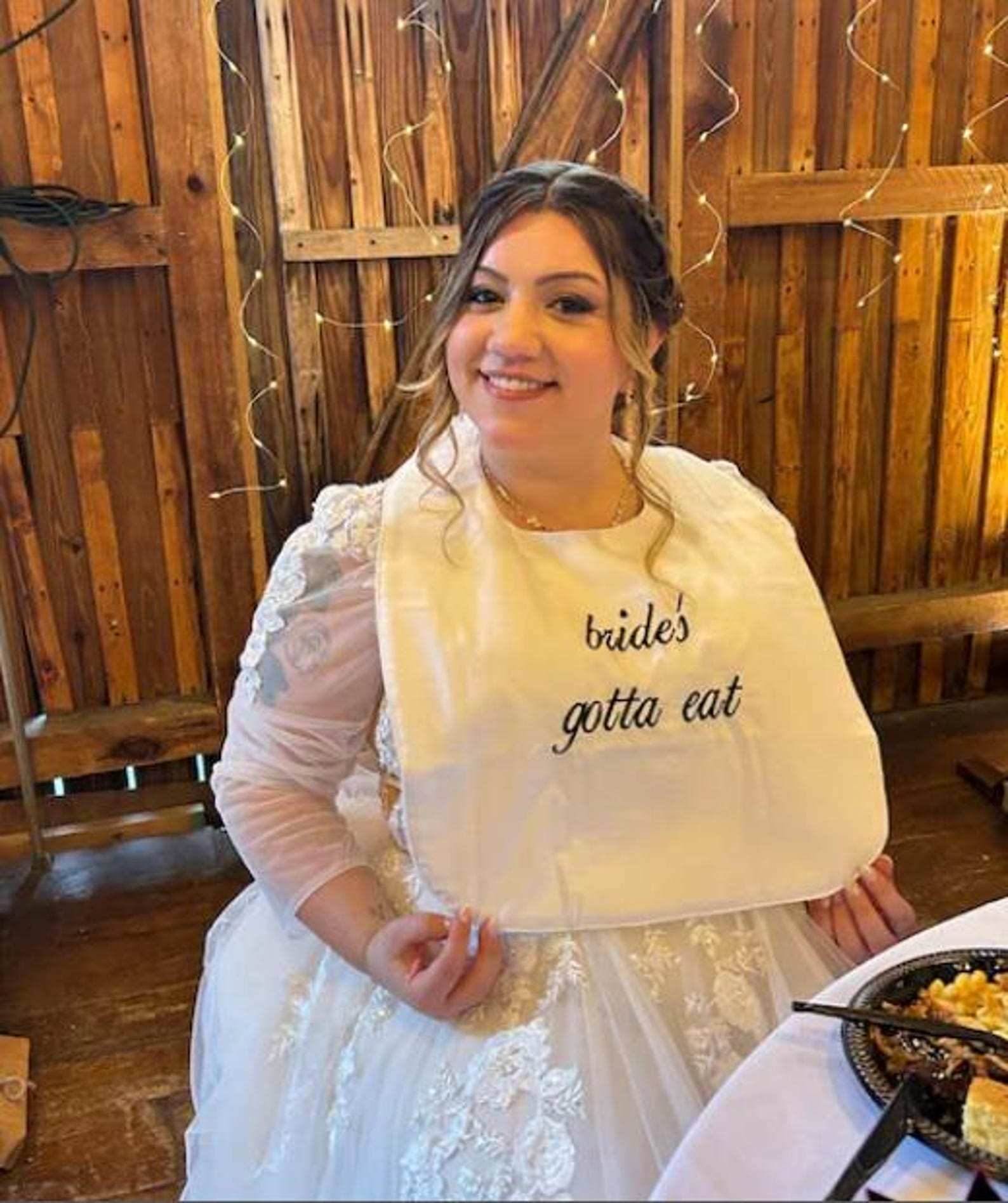 Brides gotta eat Bib, wedding Clothing Protector, Washable Bridal Shower Gift, Engagement Gift, Adult Bib, Outdoor Wedding Reception