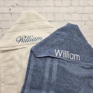 Personalized Hooded Towel, Unique Baby Shower Gift, Monogrammed Birthday Gift, Custom Bath Decor, Cotton Towel for Infant, Toddler, and Kid