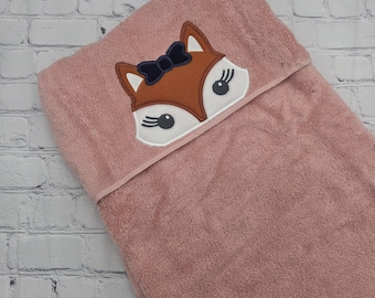 Personalized Fox Hooded Towel, Woodland Birthday Gift, Monogrammed Kids Bath Decor, Best Baby Shower Present, Custom Toddler or Infant Gift