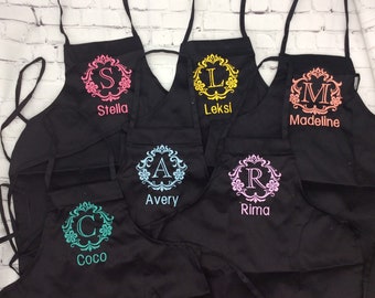 Kinderschort met monogram, gepersonaliseerde damastschort, feestbedankje, kunstschort
