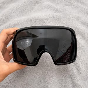 Oversized Black Shield Sunglasses Y2K Futuristic Wrap Around Visor Glasses Cyber Rave Unisex