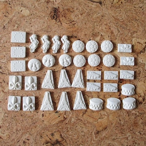 37 vintage french feves Nativity, White porcelain ceramic charms, Collector, Galette des rois, Antique, 1980s France
