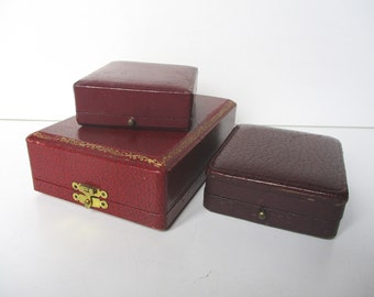 3 antike französische Schmuckschatullen, 1930er Jahre Vintage burgunderbraune Schachtel, Jewel France, Etui écrin à bijoux, Paris