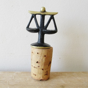 Vintage cork Walter Bosse Austria 1950s, Brass Bottle stopper, Wine cork, Bouchon liège en bois