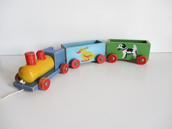 Vintage Wooden Little Train Toy 1920s, Antique Handmade Toy, Jouet  Personnage Petit Train Ancien Bois 