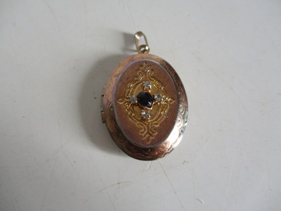 Vintage little French double locket pendant 1950s… - image 2