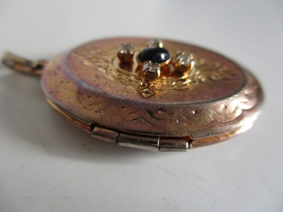Vintage little French double locket pendant 1950s… - image 7