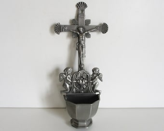 Antique pewter metal Holy water font Jesus Cross Angel, 1930s, Vintage Religion Spirituality, Benitier ange étain ancien Croix