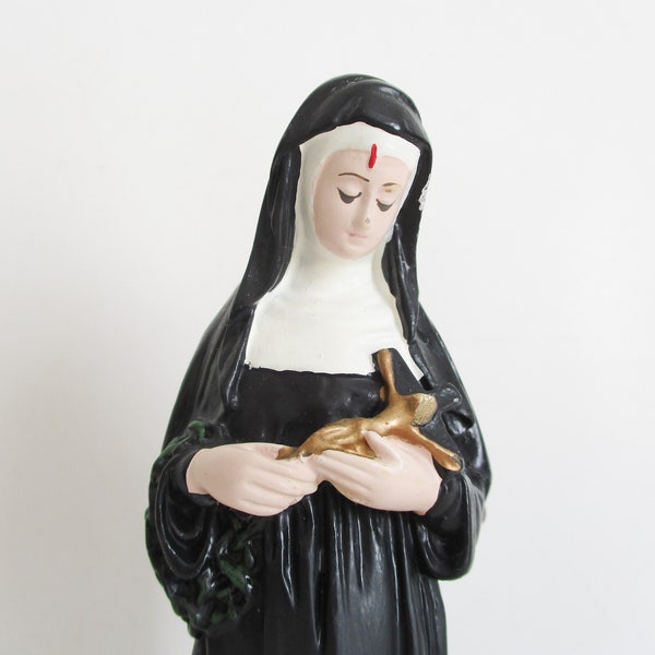 Vintage french St. Rita statue, 1980s Religious figurine Bacci Virgin Mary, Antique, Statue religieuse résine, France
