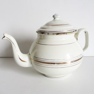 Vintage antique french enamel teapot coffee pot, 1930s, White golden line Enamelware, Rustic kitchen, Théière émaillée blanc dorée