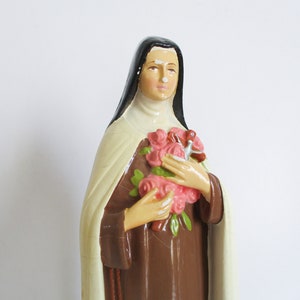 Vintage St Teresa statue, 1960s Sainte Thérèse, Antique Plaster, Statue religieuse plâtre, France