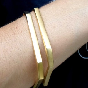 Geometric Gold Bracelet, Octagonal Bangle, Elegant, Minimalist, Trendy, Urban image 3