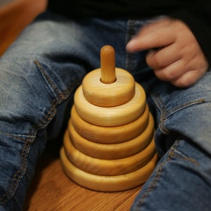 Juguete de apilamiento de madera personalizado, juguetes montessori para bebés, apilador ecológico, apilador de madera, juguetes de juguete de apilamiento Montessori, juguete para niños pequeños