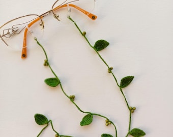 Leafy eyeglass string, eye glass chain, christmas gift, mother gift, grandmother gift
