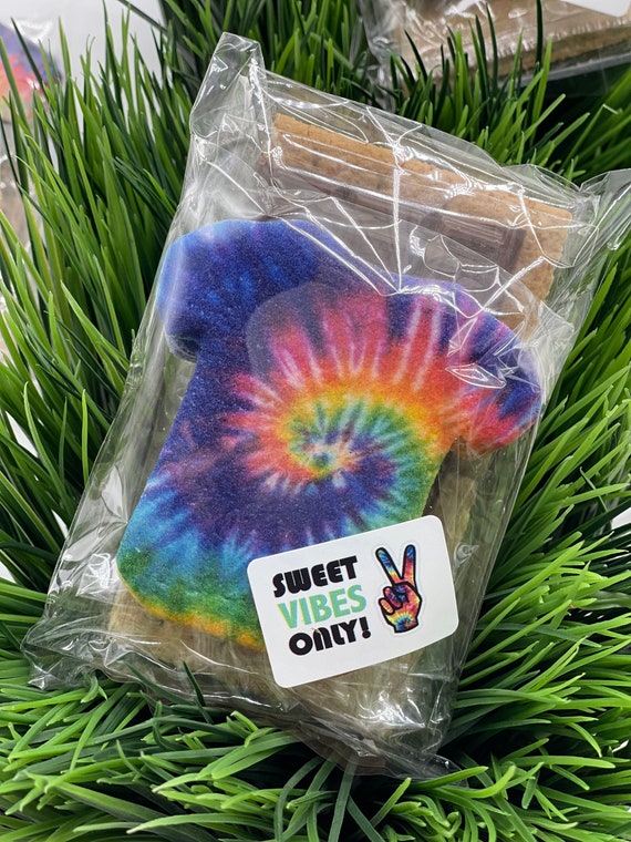 Make Your Own Groovy Tie Dye Soap Kit