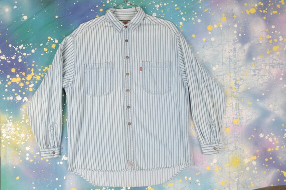 Levi's long sleeve shirt
